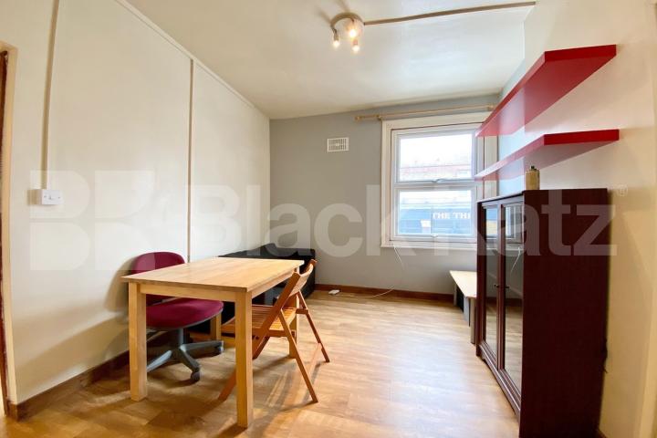 located in the heart of Angel only a 0.2 mile walk to Angel Station White Lion Street, Angel